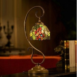 Lampă de masă retro Tiffany...