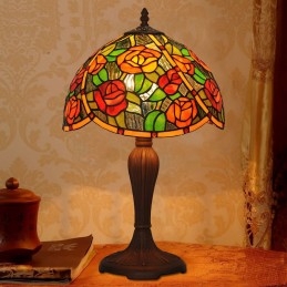 Lampă de masă cu vitraliu...