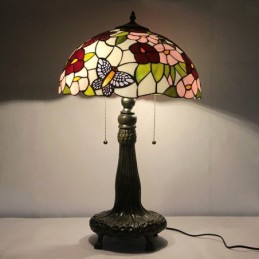 Lampă Tiffany de 16 inch...