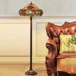 Lampă de podea cu vitraliu...